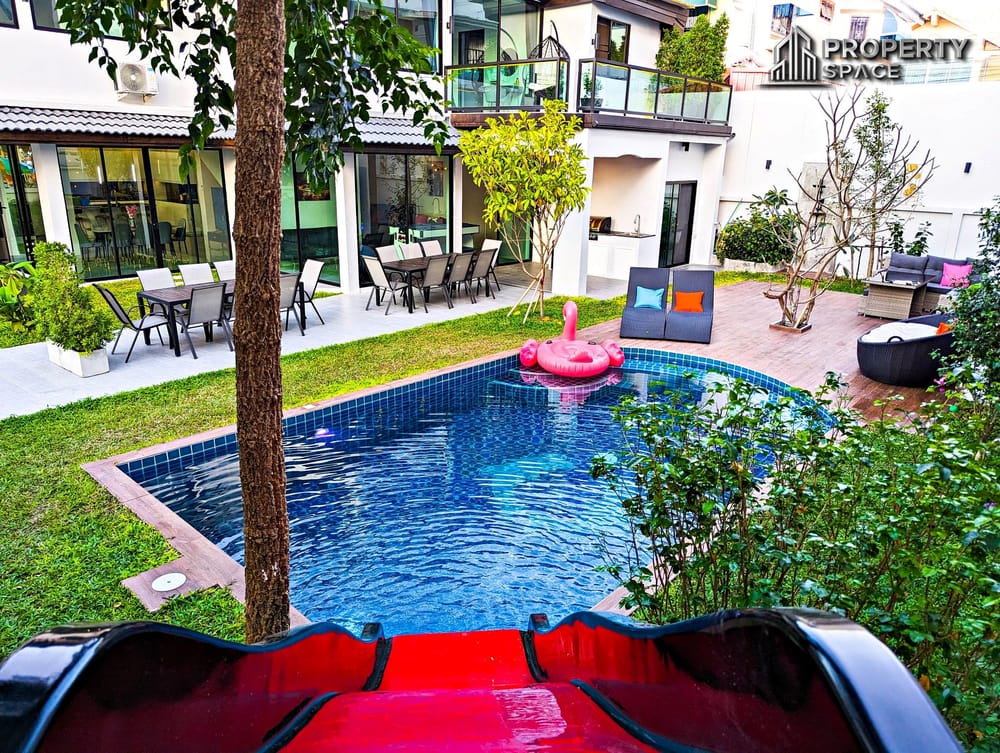 Luxurious 7 Bedroom Pool Villa In Khao Talo Pattaya For Rent Image 3