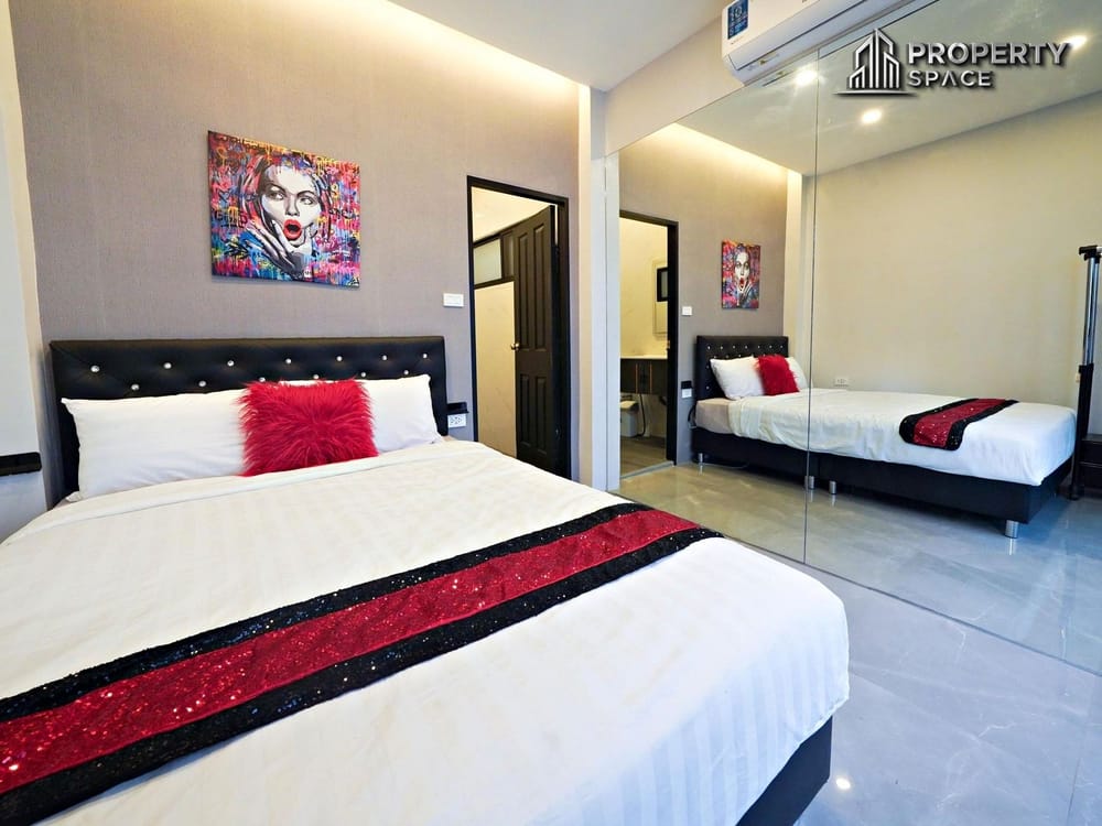 Luxurious 7 Bedroom Pool Villa In Khao Talo Pattaya For Rent Image 26