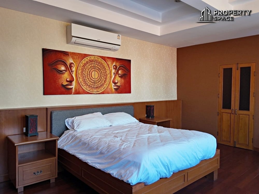 Large Thai Style 4 Bedroom Pool Villa Near Tara Pattana International School  Image 13