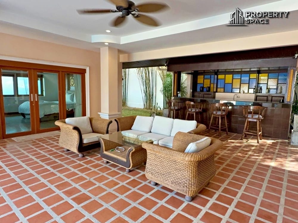 Large Thai Style 4 Bedroom Pool Villa Near Tara Pattana International School  Image 6