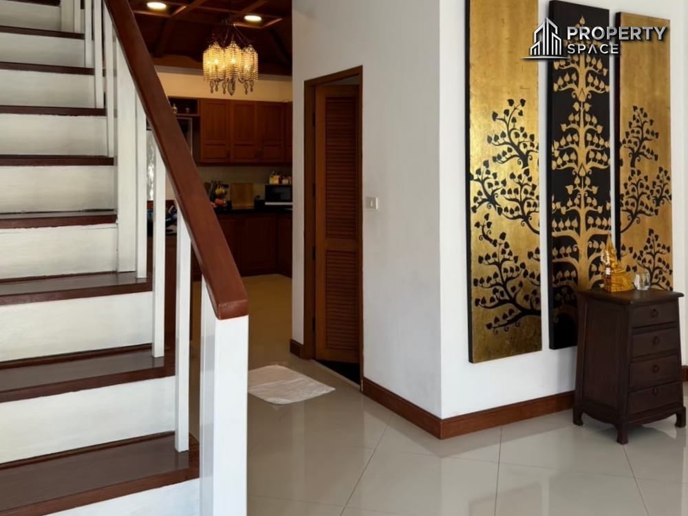 Large Thai Style 4 Bedroom Pool Villa Near Tara Pattana International School  Image 18
