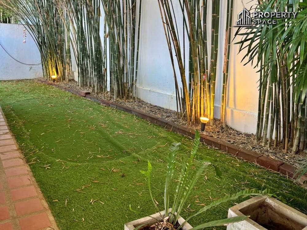 Large Thai Style 4 Bedroom Pool Villa Near Tara Pattana International School  Image 19