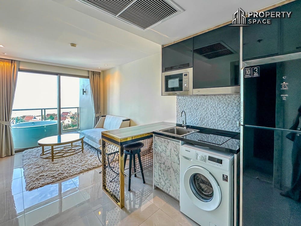 Sea View 1 Bedroom Luxury Condo With Jacuzzi In Riviera Monaco Pattaya Image 5
