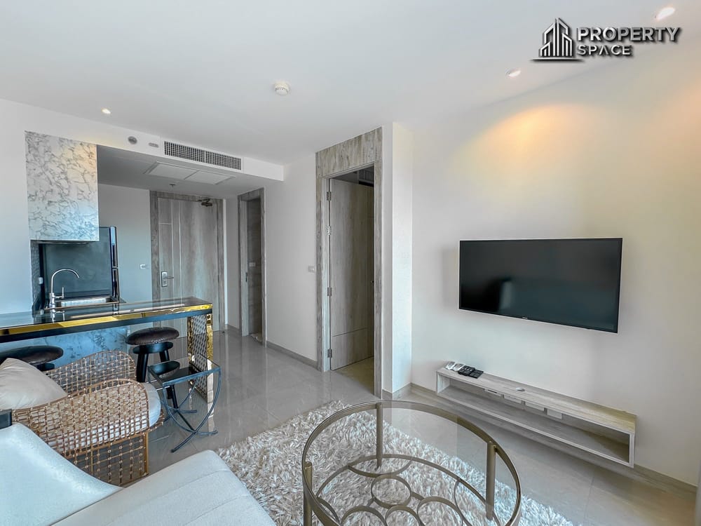 Sea View 1 Bedroom Luxury Condo With Jacuzzi In Riviera Monaco Pattaya Image 9