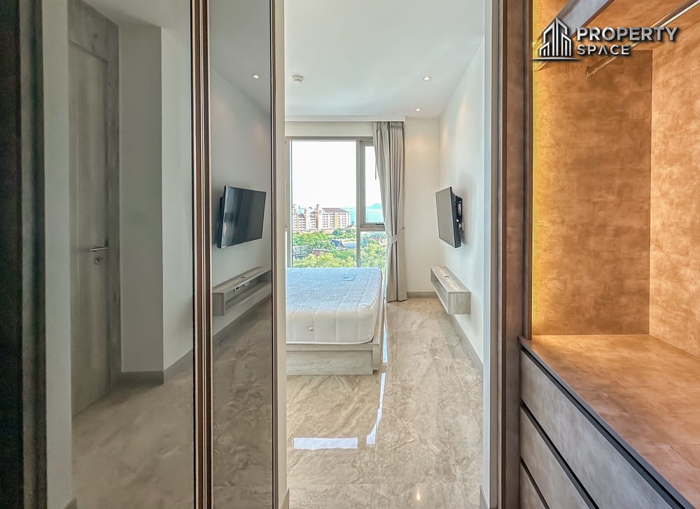 Sea View 1 Bedroom Luxury Condo With Jacuzzi In Riviera Monaco Pattaya Image 14