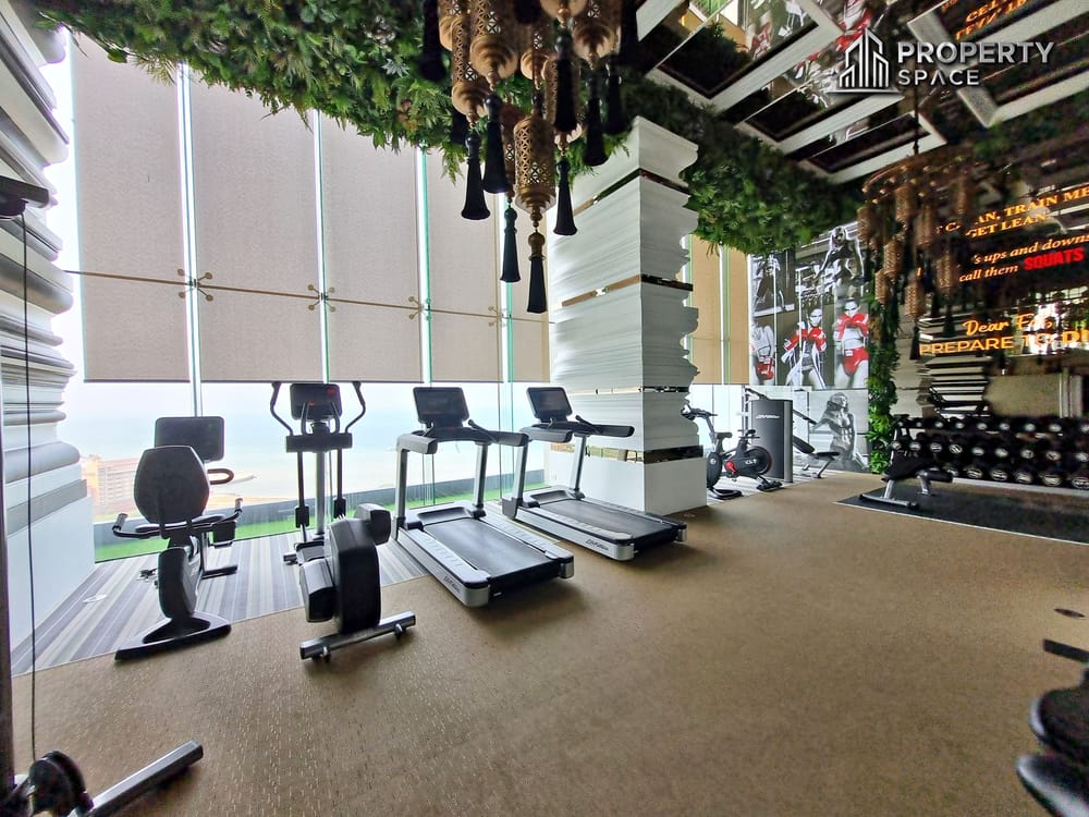 Sea View 1 Bedroom Luxury Condo With Jacuzzi In Riviera Monaco Pattaya Image 19