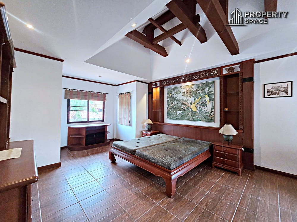 Pet Friendly 3 Bedroom Villa With Outdoor Jacuzzi In Paradise Villa 1 Pattaya Image 24