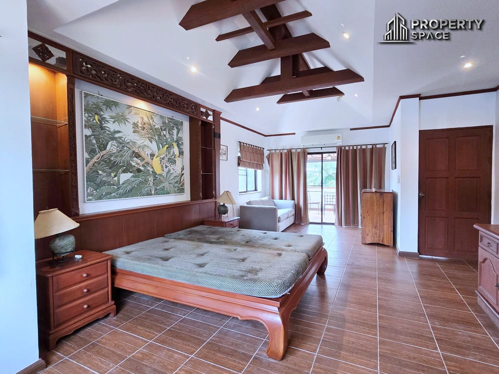 Pet Friendly 3 Bedroom Villa With Outdoor Jacuzzi In Paradise Villa 1 Pattaya Image 25