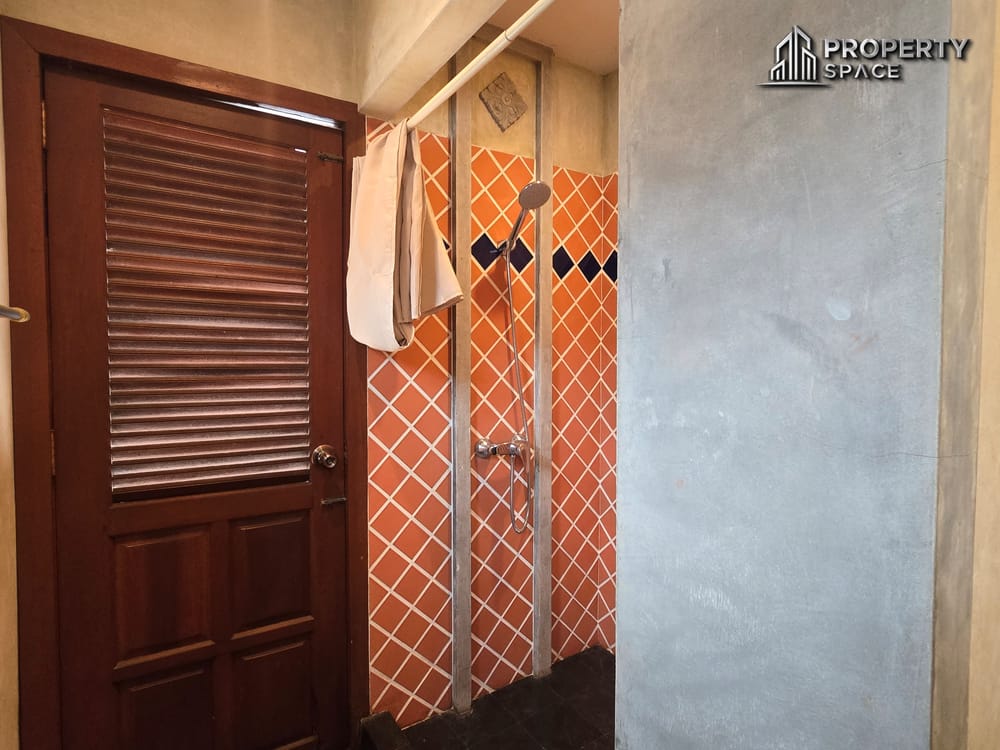 Pet Friendly 3 Bedroom Villa With Outdoor Jacuzzi In Paradise Villa 1 Pattaya Image 20