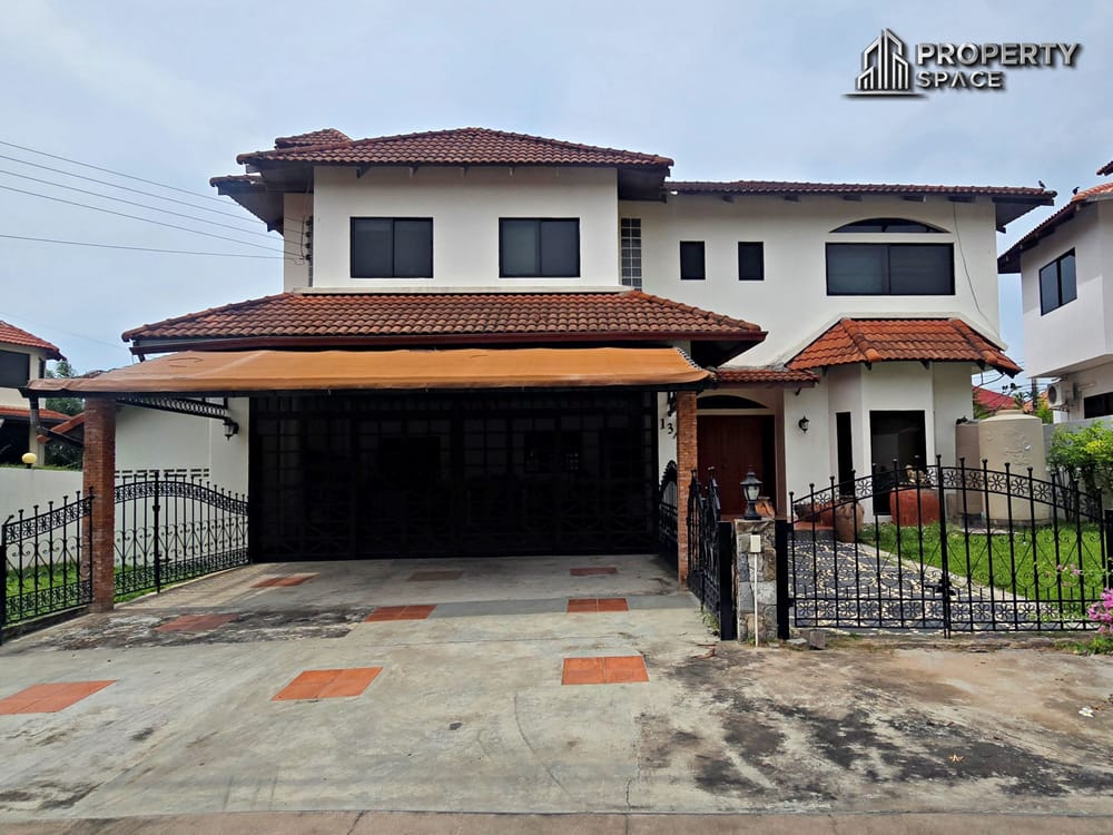 Pet Friendly 3 Bedroom Villa With Outdoor Jacuzzi In Paradise Villa 1 Pattaya Image 44