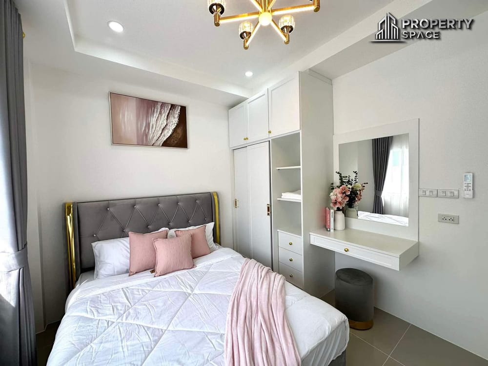 Brand New Modern Single-Detached 3 Bedroom House In East Pattaya Image 8