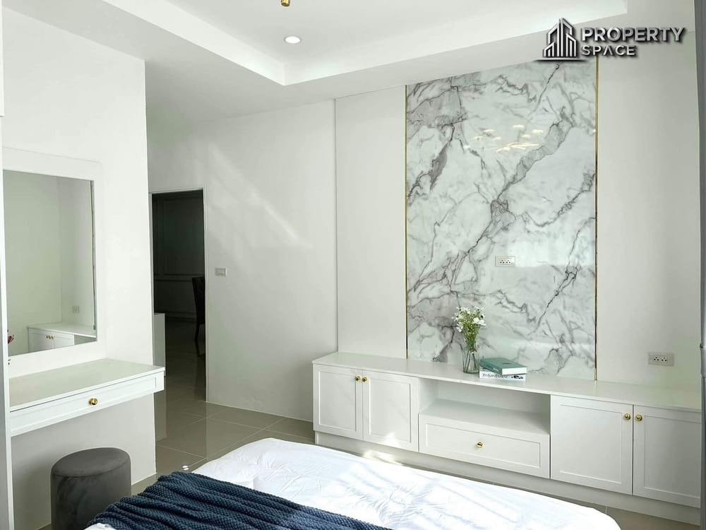 Brand New Modern Single-Detached 3 Bedroom House In East Pattaya Image 11