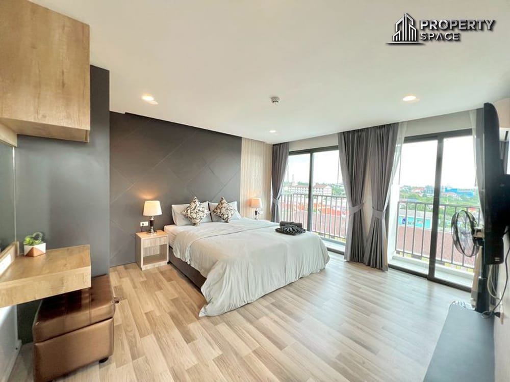 Modern Duplex 2 Bedroom In The Win Condo Khao Talo Pattaya Image 18