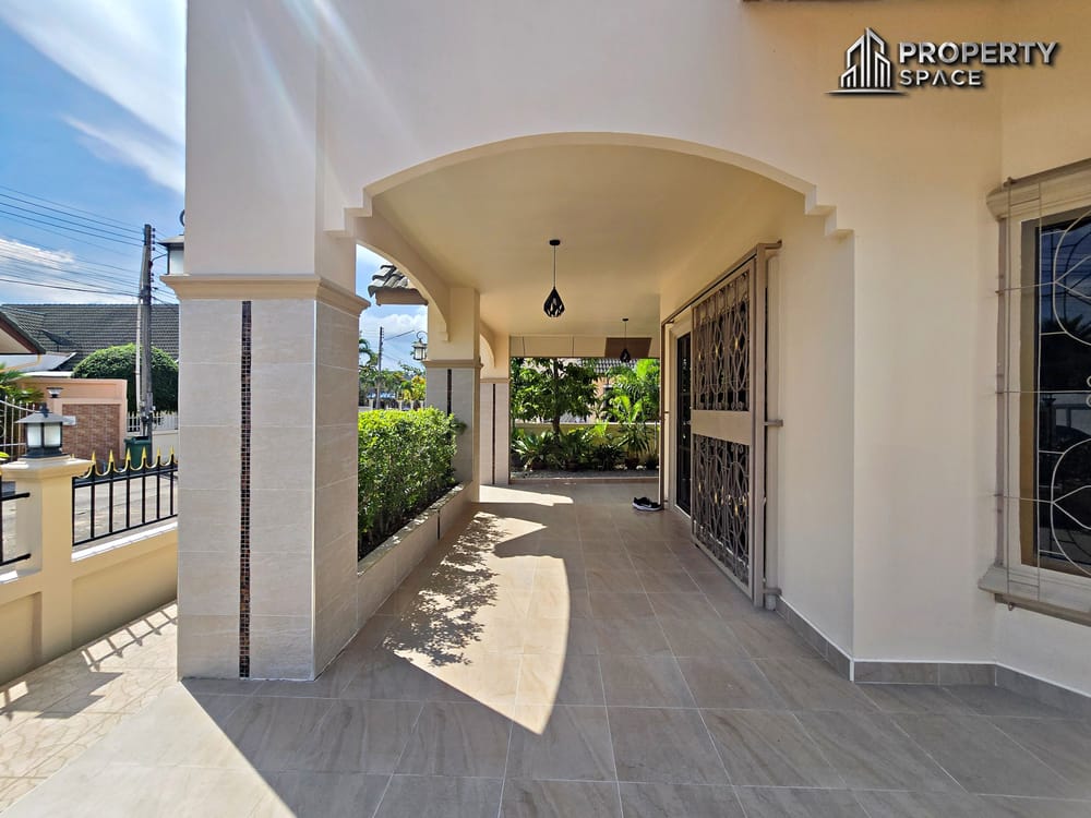 Modern 3 Bedroom Pool Villa In Natheekarn Park View Mabprachan Lake Pattaya Image 37