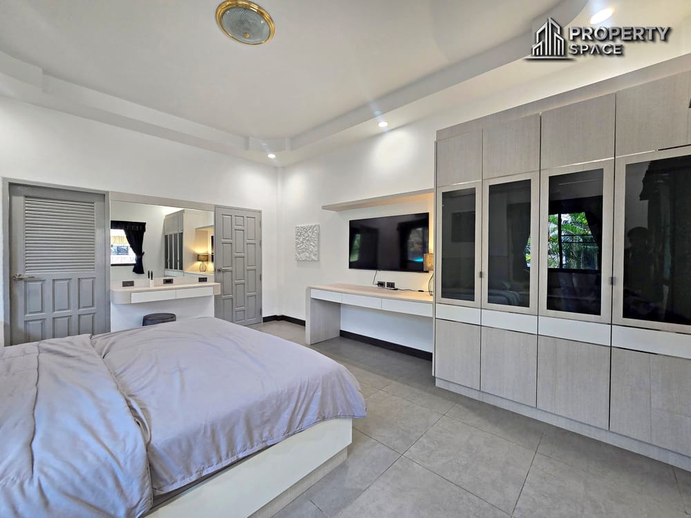 Modern 3 Bedroom Pool Villa In Natheekarn Park View Mabprachan Lake Pattaya Image 21