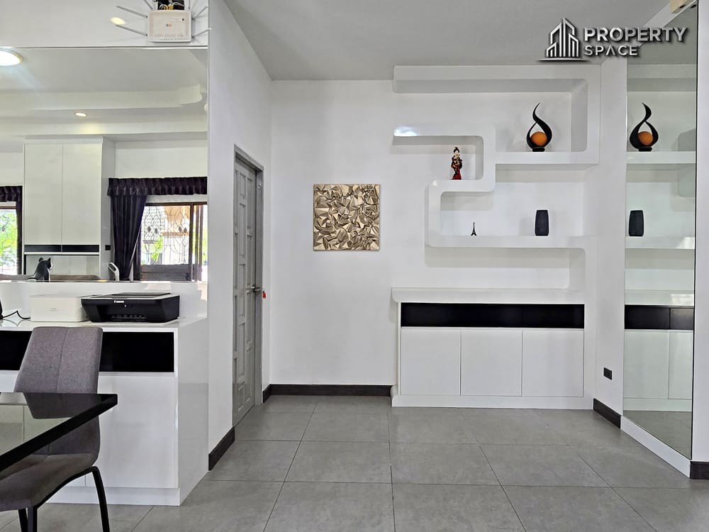 Modern 3 Bedroom Pool Villa In Natheekarn Park View Mabprachan Lake Pattaya Image 16