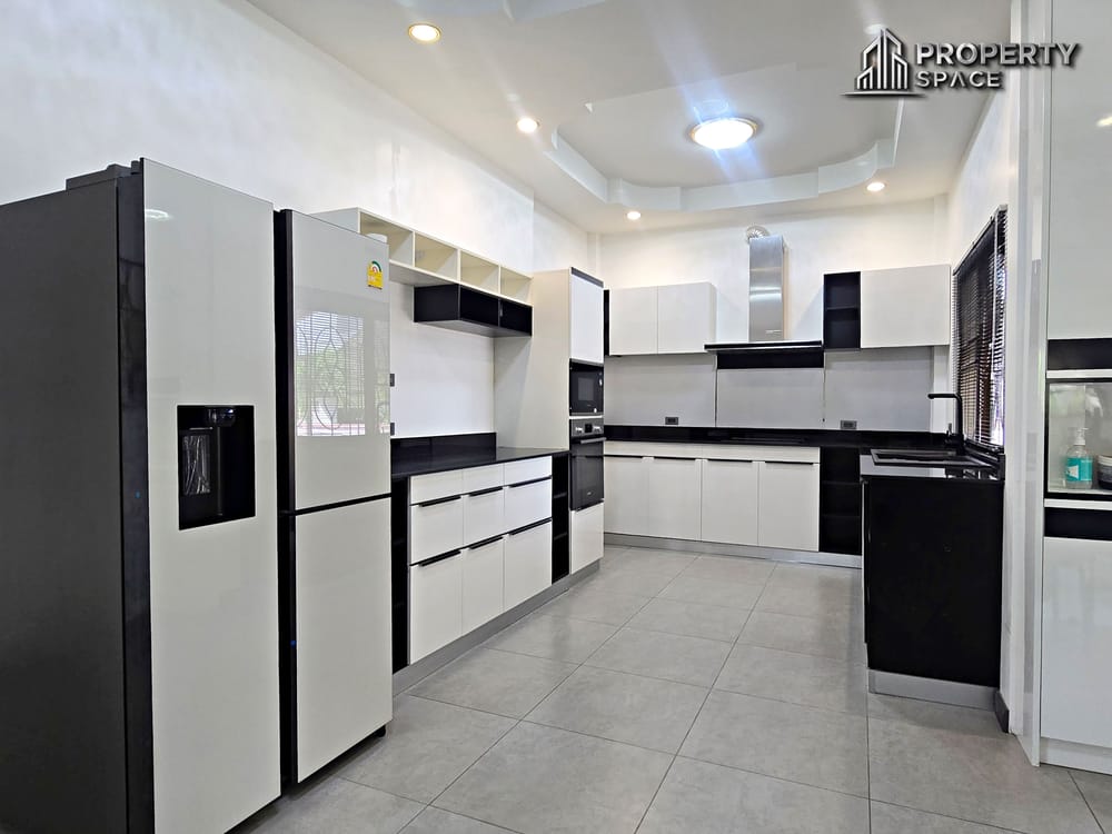 Modern 3 Bedroom Pool Villa In Natheekarn Park View Mabprachan Lake Pattaya Image 14