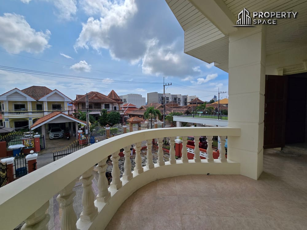 Spacious 3 Bedroom Home in Prime Central Pattaya Location Image 22