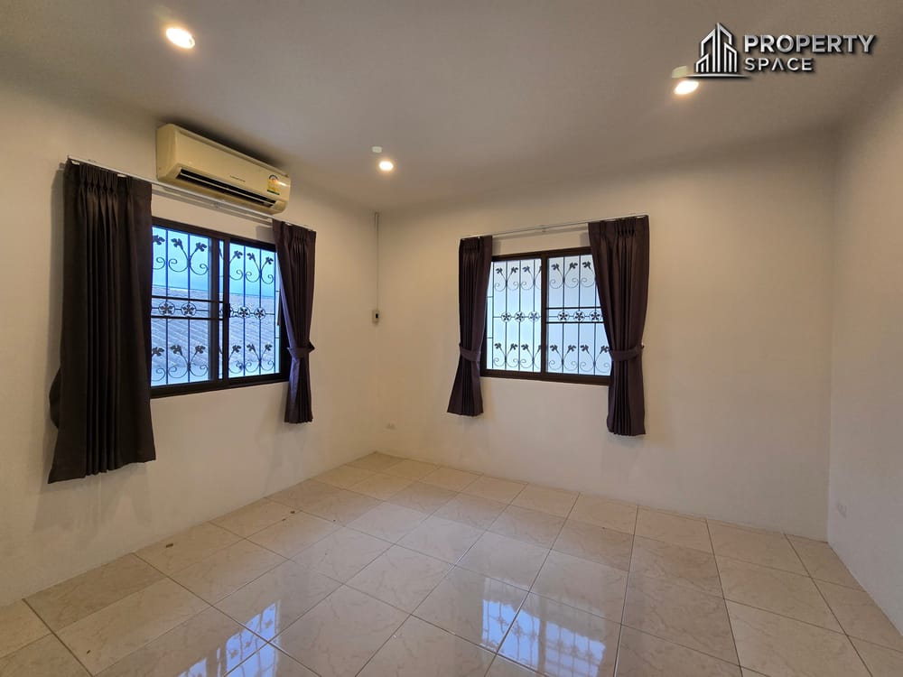 Spacious 3 Bedroom Home in Prime Central Pattaya Location Image 24