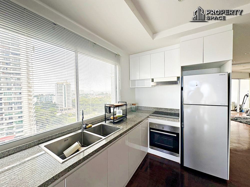 Beachfront Sea view 1 Bedroom Condo In Park Beach Wongamat Pattaya Image 16