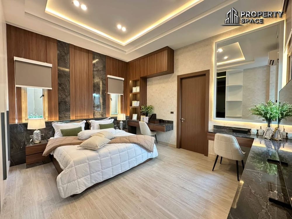 Luxury 4 Bedroom Modern Pool Villa in Baan Mae Bibury East Pattaya Image 12