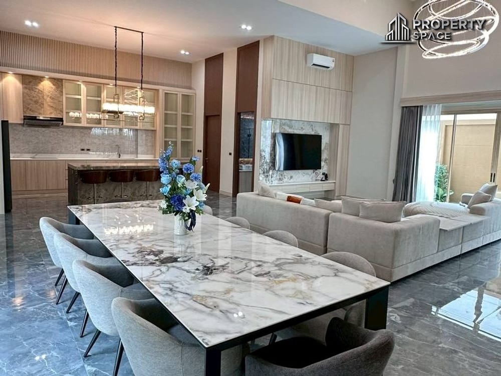 Luxury 4 Bedroom Modern Pool Villa in Baan Mae Bibury East Pattaya Image 6