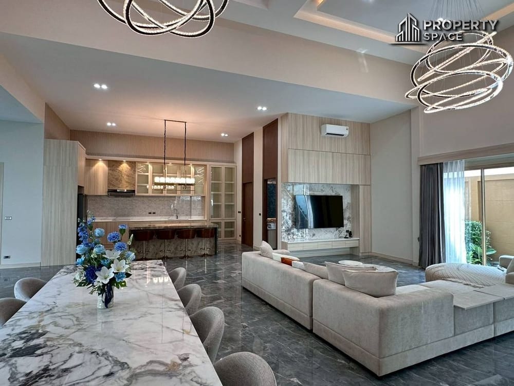 Luxury 4 Bedroom Modern Pool Villa in Baan Mae Bibury East Pattaya Image 6