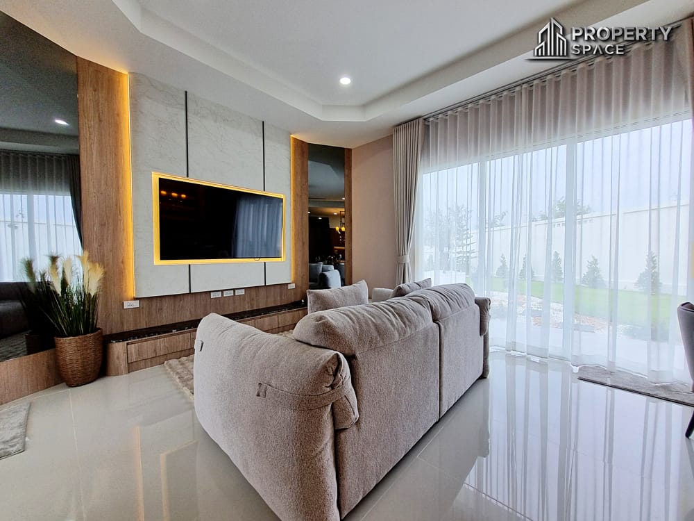 Brand New 3 Bedroom House With Big Garden In Raviporn Village Pattaya Image 6