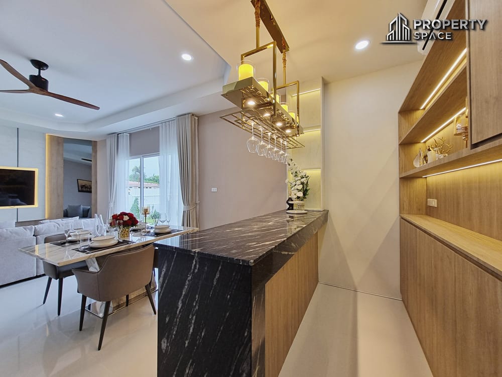 Brand New 3 Bedroom House With Big Garden In Raviporn Village Pattaya Image 13