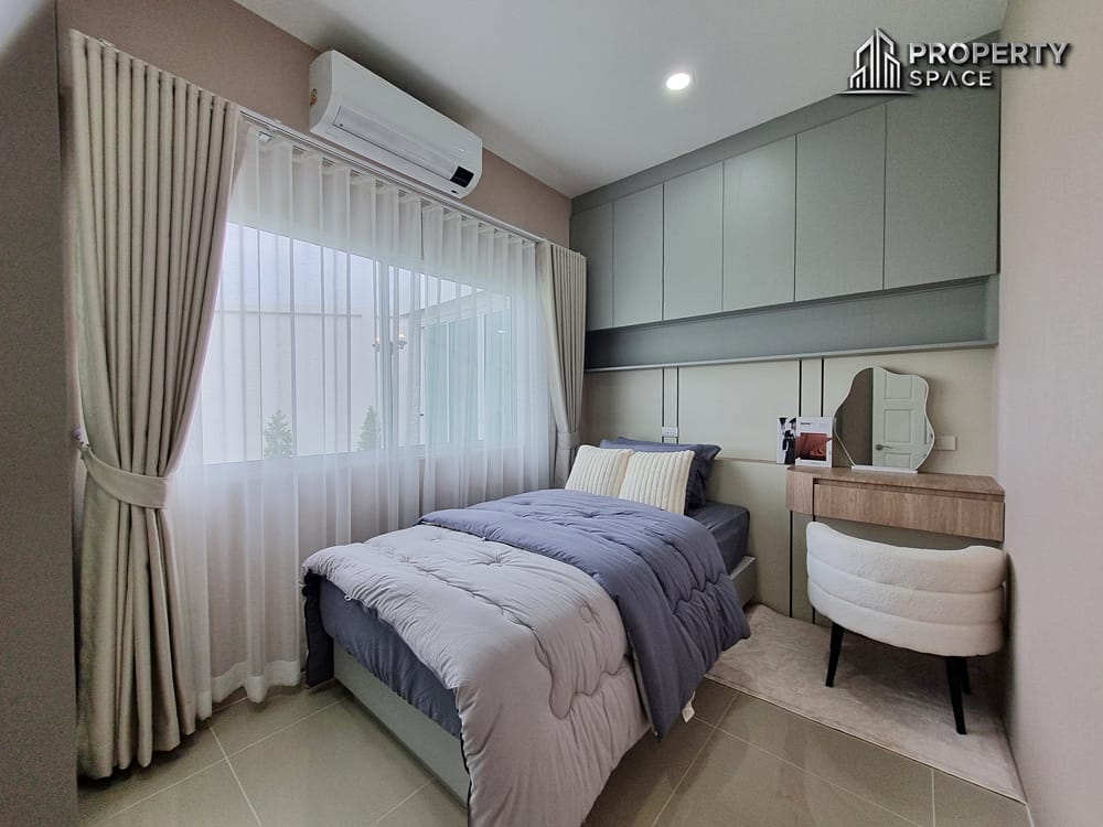 Brand New 3 Bedroom House With Big Garden In Raviporn Village Pattaya Image 24