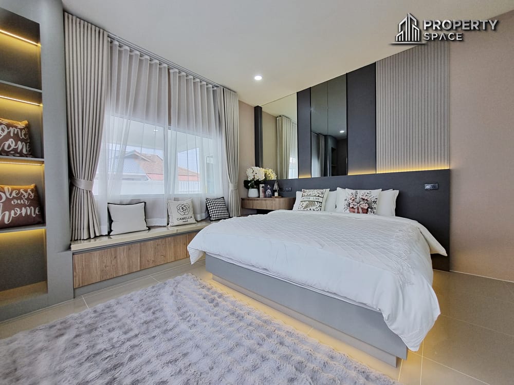 Brand New 3 Bedroom House With Big Garden In Raviporn Village Pattaya Image 16