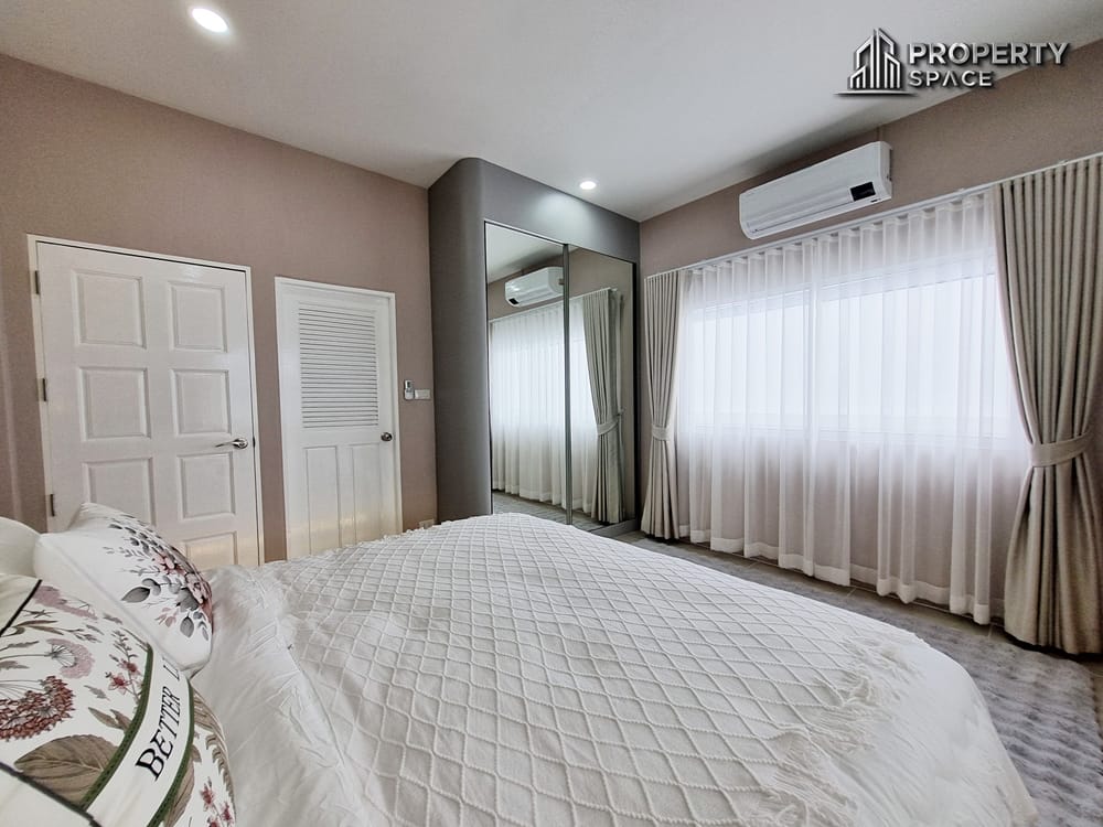 Brand New 3 Bedroom House With Big Garden In Raviporn Village Pattaya Image 18