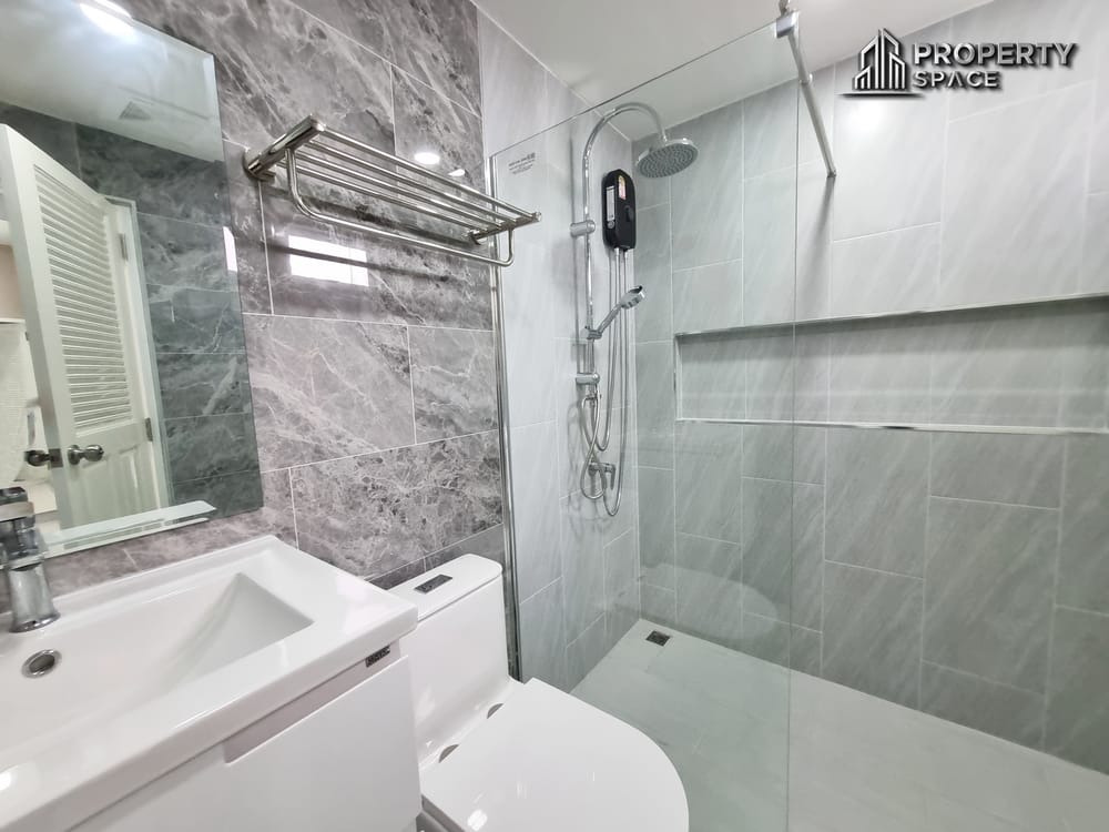 Brand New 3 Bedroom House With Big Garden In Raviporn Village Pattaya Image 23