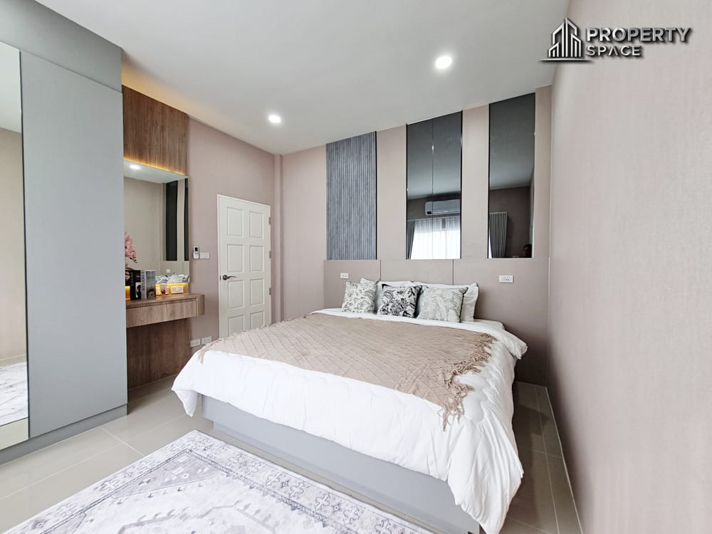 Brand New 3 Bedroom House With Big Garden In Raviporn Village Pattaya Image 22