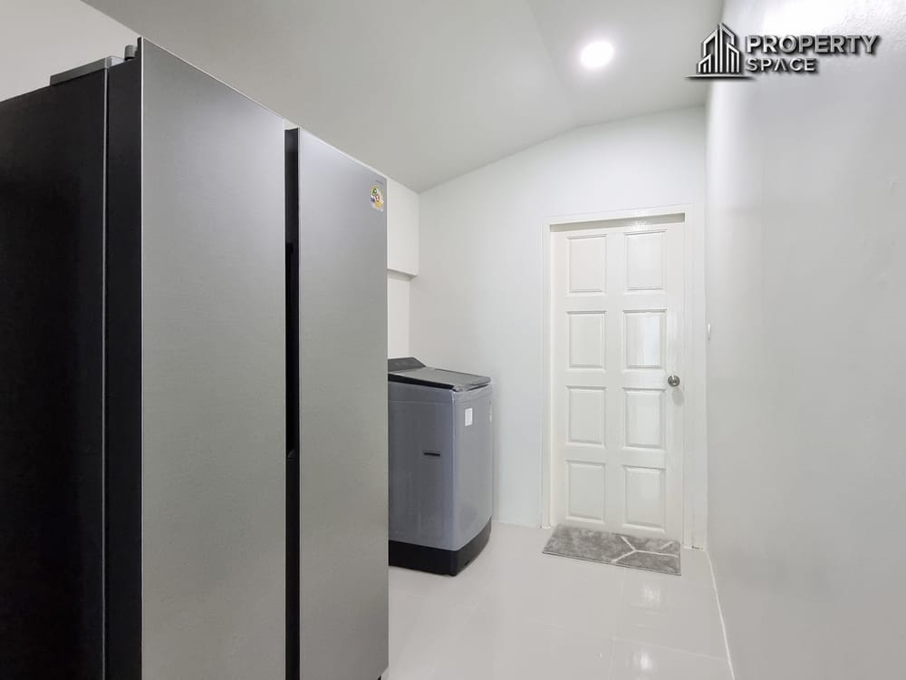 Brand New 3 Bedroom House With Big Garden In Raviporn Village Pattaya Image 29