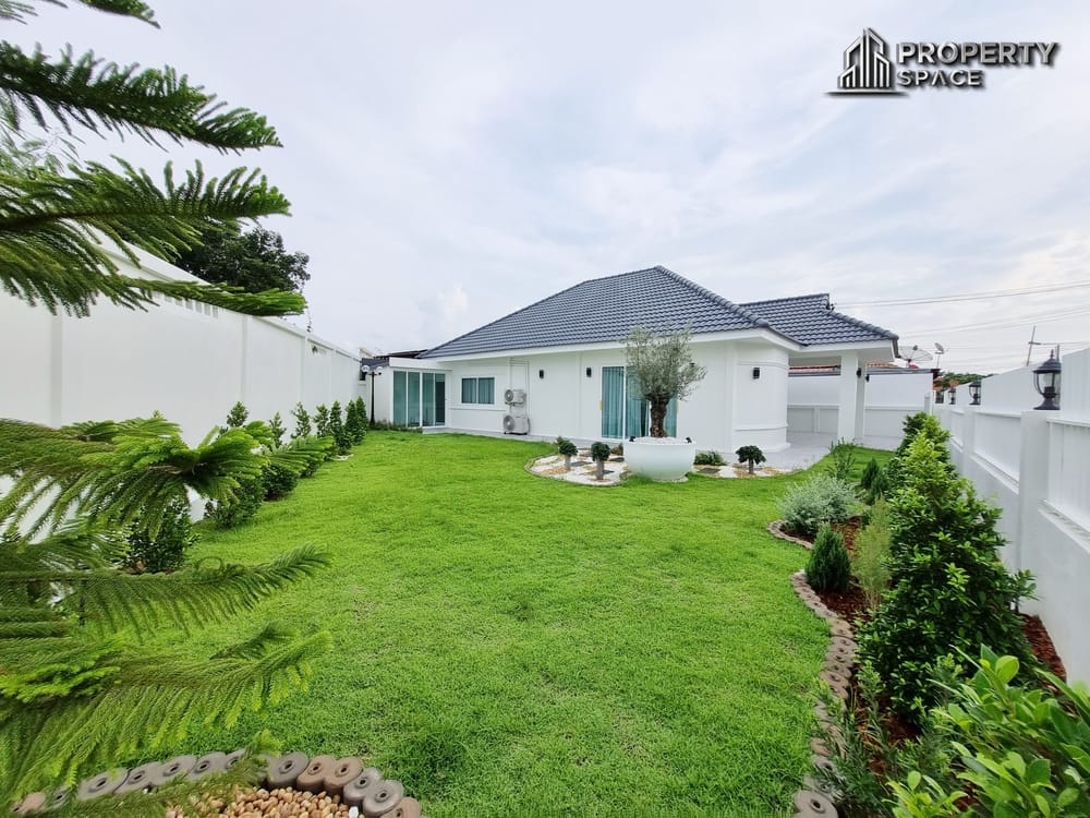 Brand New 3 Bedroom House With Big Garden In Raviporn Village Pattaya Image 1