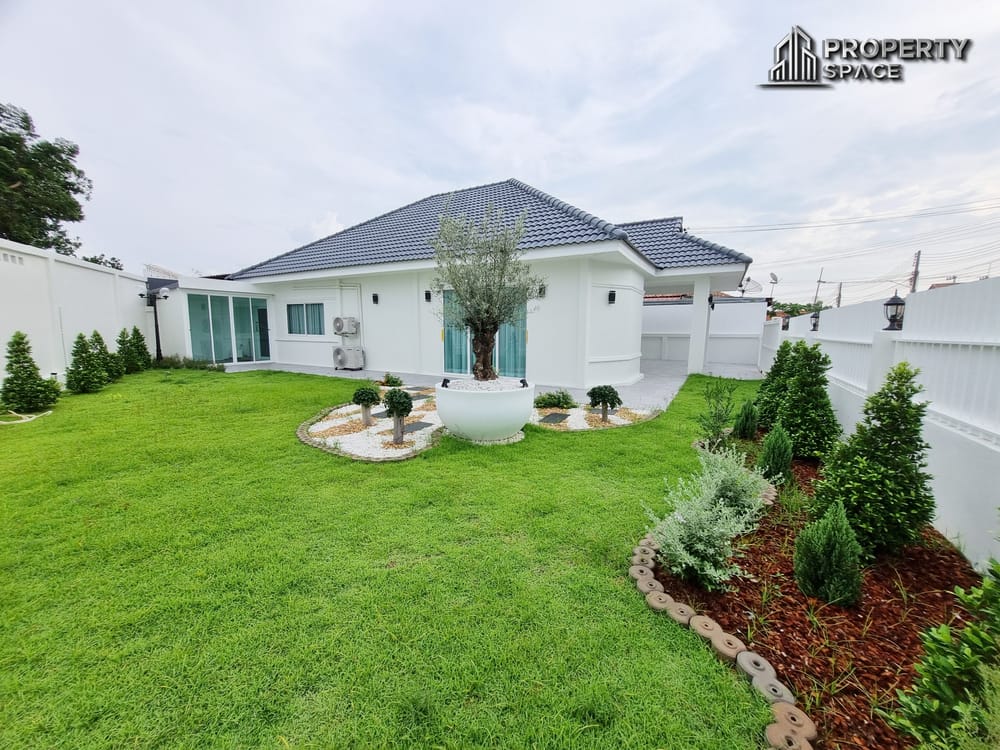 Brand New 3 Bedroom House With Big Garden In Raviporn Village Pattaya Image 3