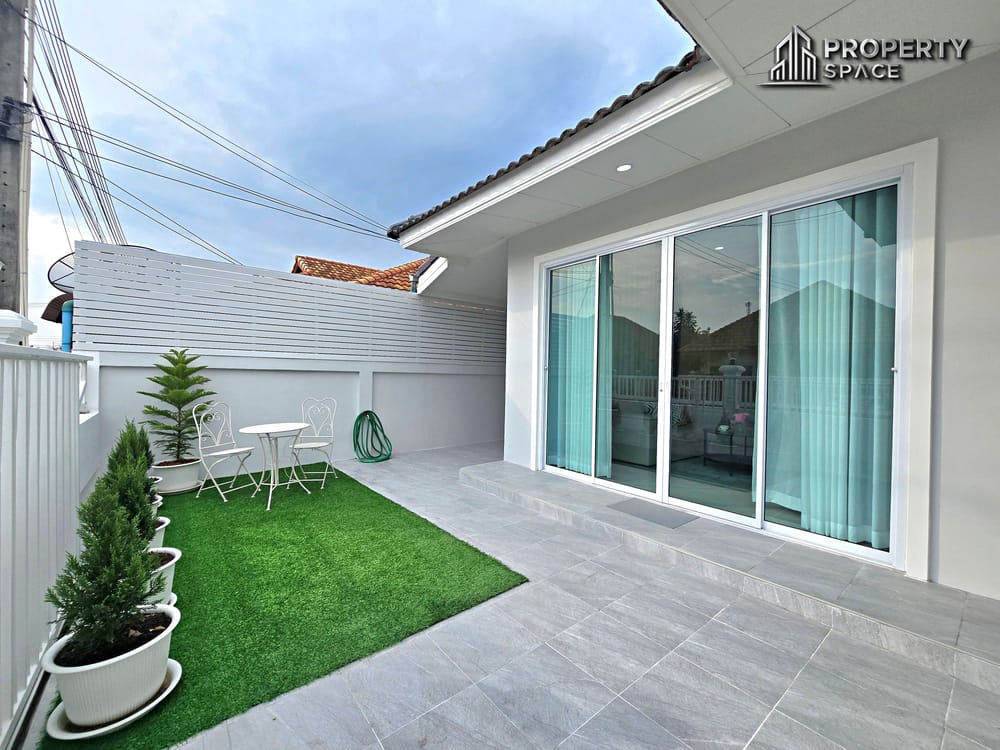 Newly Renovated 3-Bedroom House In East Pattaya Near International School Image 4