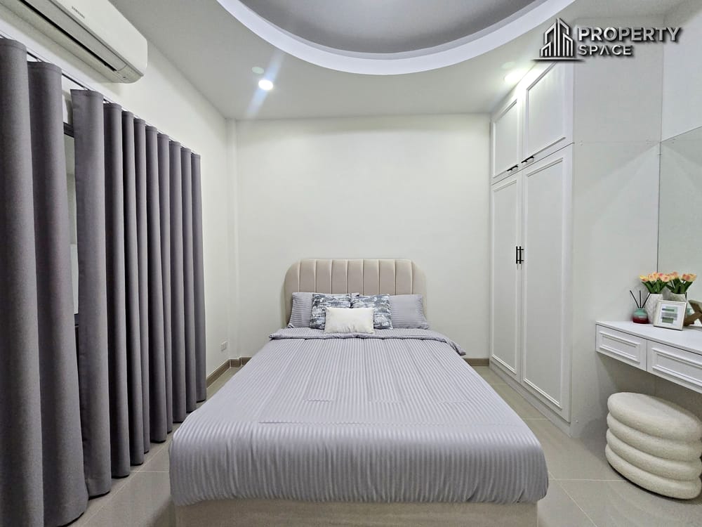 Newly Renovated 3-Bedroom House In East Pattaya Near International School Image 17