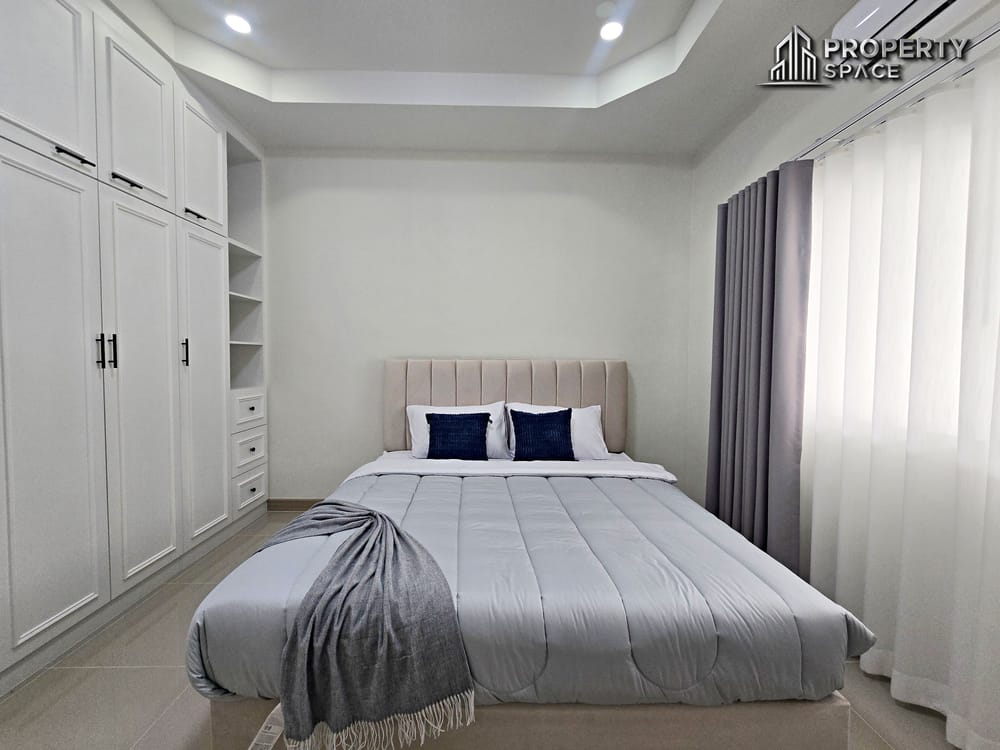 Newly Renovated 3-Bedroom House In East Pattaya Near International School Image 12