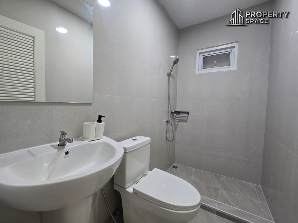 Newly Renovated 3-Bedroom House In East Pattaya Near International School Image 23