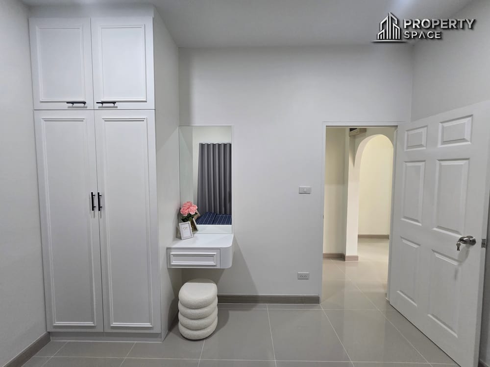 Newly Renovated 3-Bedroom House In East Pattaya Near International School Image 22