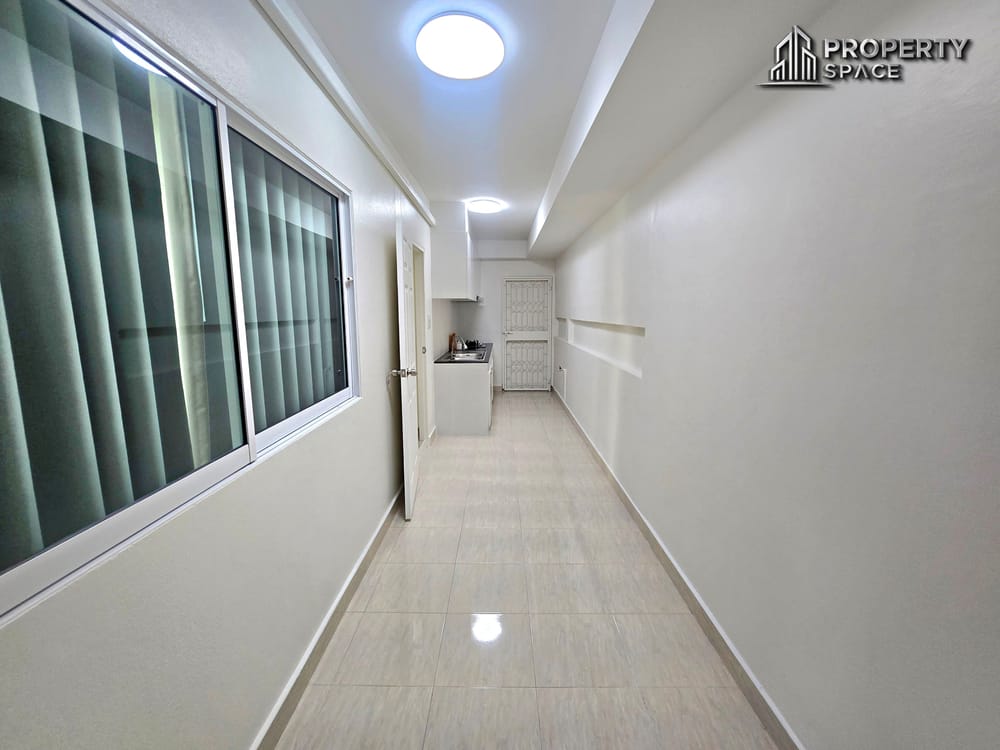 Newly Renovated 3-Bedroom House In East Pattaya Near International School Image 26