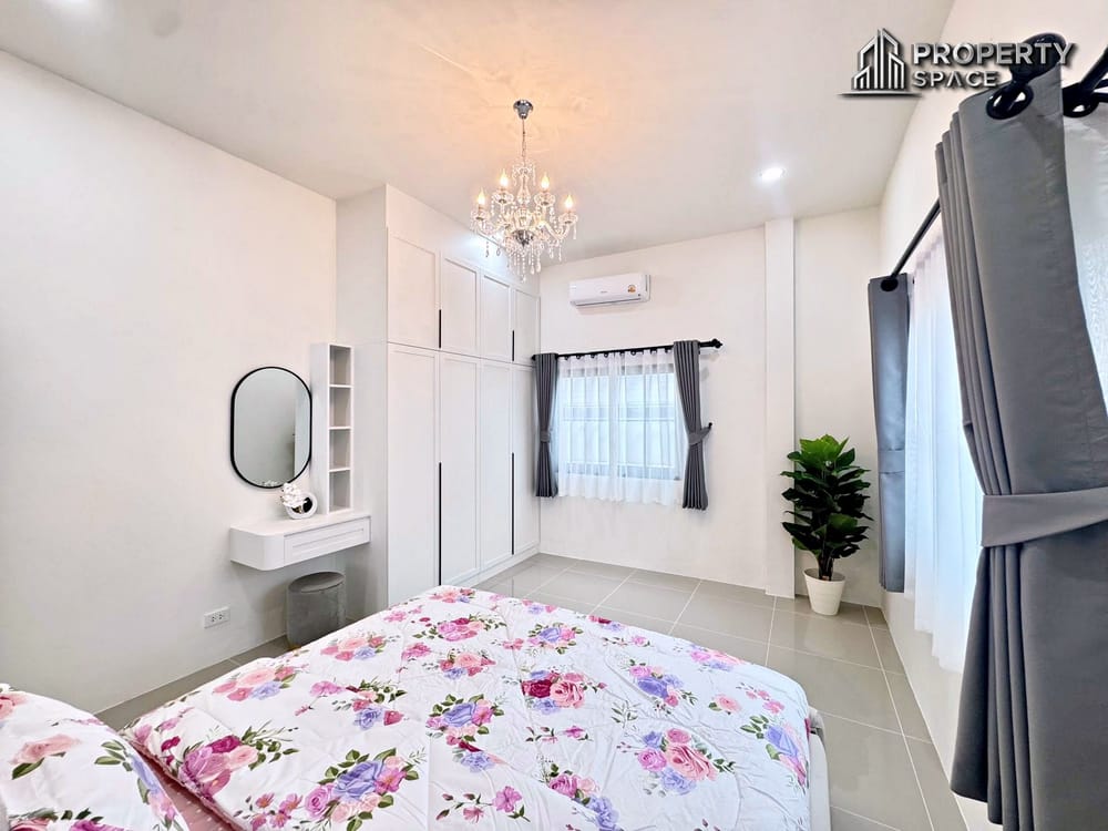 Newly Renovated Modern 3 Bedroom Pool Villa In Khao Noi Pattaya Image 9