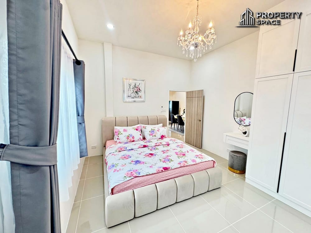 Newly Renovated Modern 3 Bedroom Pool Villa In Khao Noi Pattaya Image 16