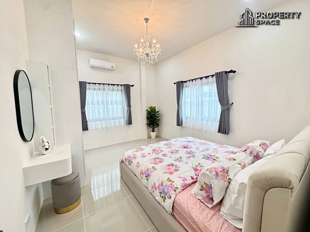 Newly Renovated Modern 3 Bedroom Pool Villa In Khao Noi Pattaya Image 17