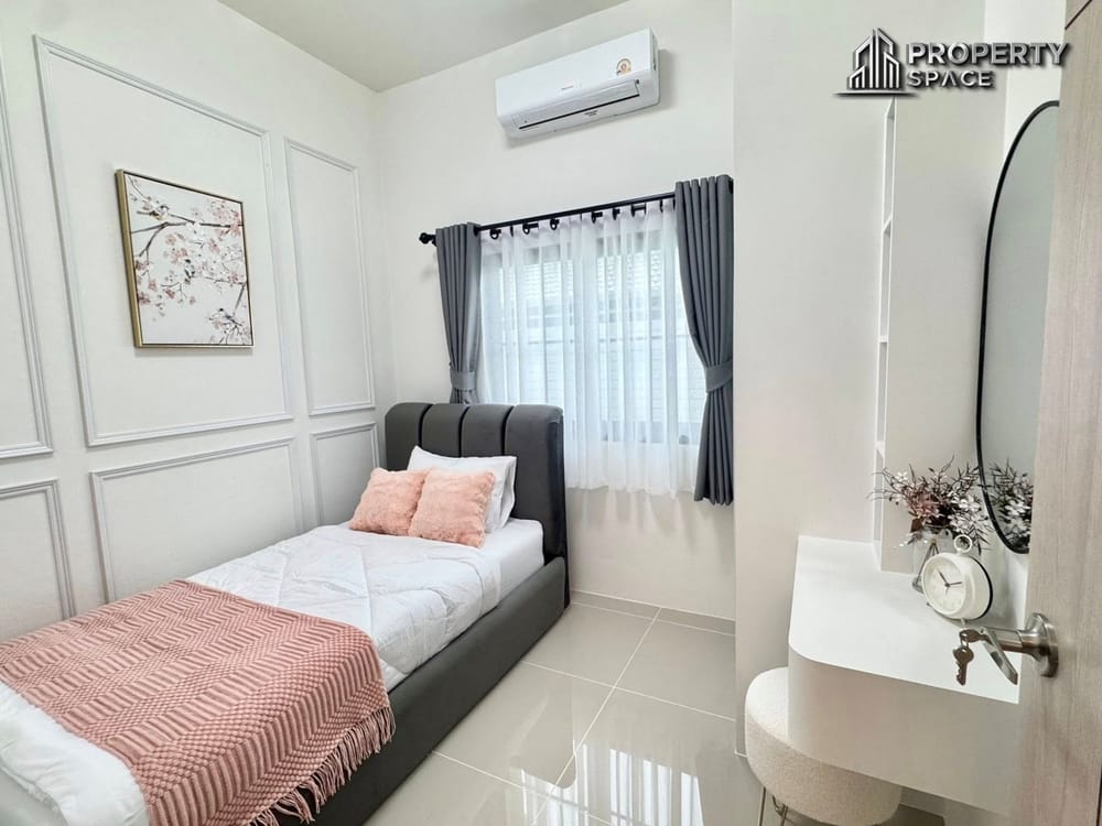 Newly Renovated Modern 3 Bedroom Pool Villa In Khao Noi Pattaya Image 18