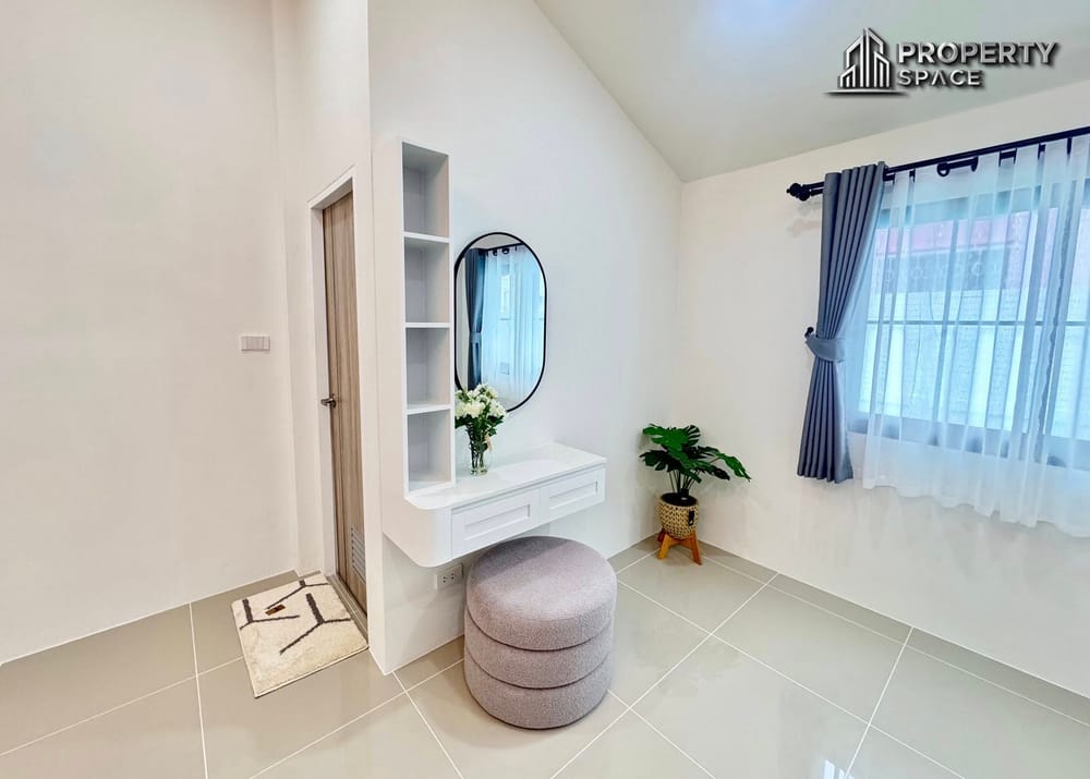 Newly Renovated Modern 3 Bedroom Pool Villa In Khao Noi Pattaya Image 14