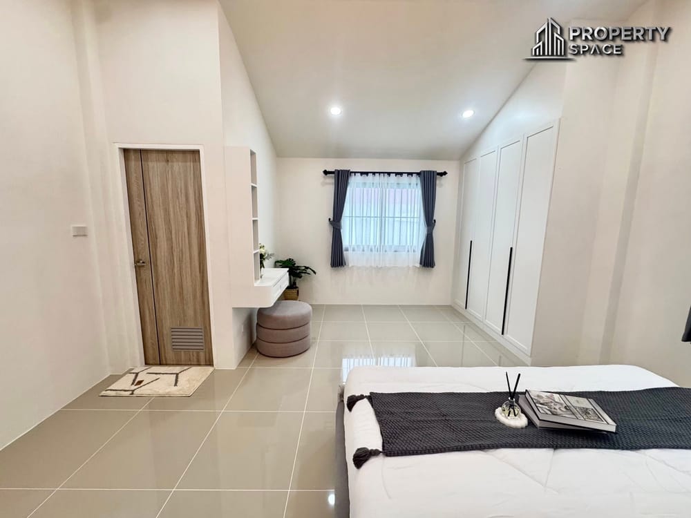 Newly Renovated Modern 3 Bedroom Pool Villa In Khao Noi Pattaya Image 13