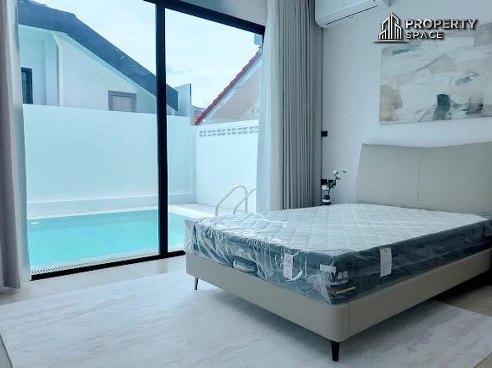 Prime Location! Modern 2 Story 5 bedroom Pool Villa In Grand Jomtien Villa Pattaya Image 7